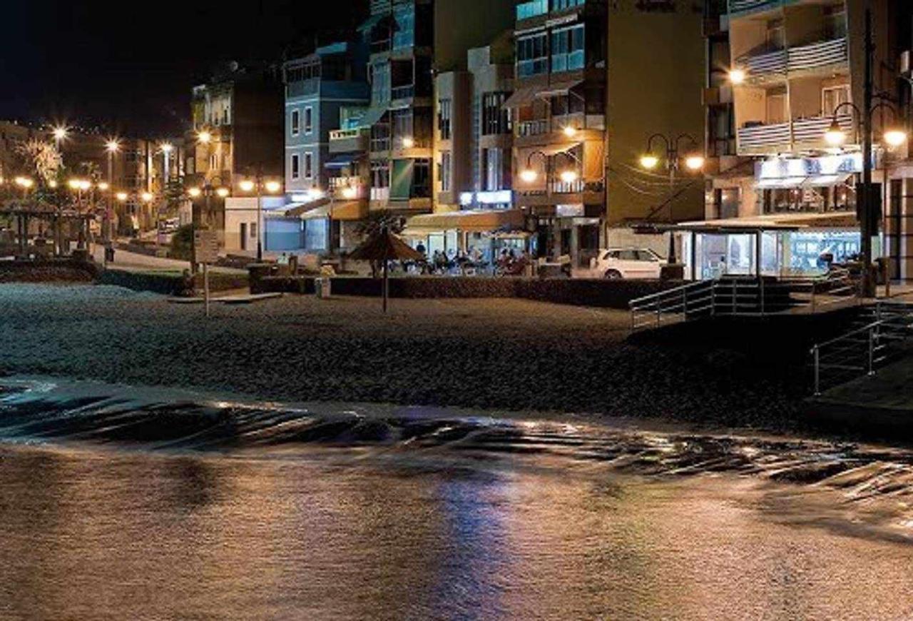Piso En Primera Linea Con Vistas Directas Al Mar Melenara Exteriér fotografie